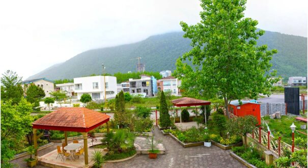 فضای باز آلاچیق